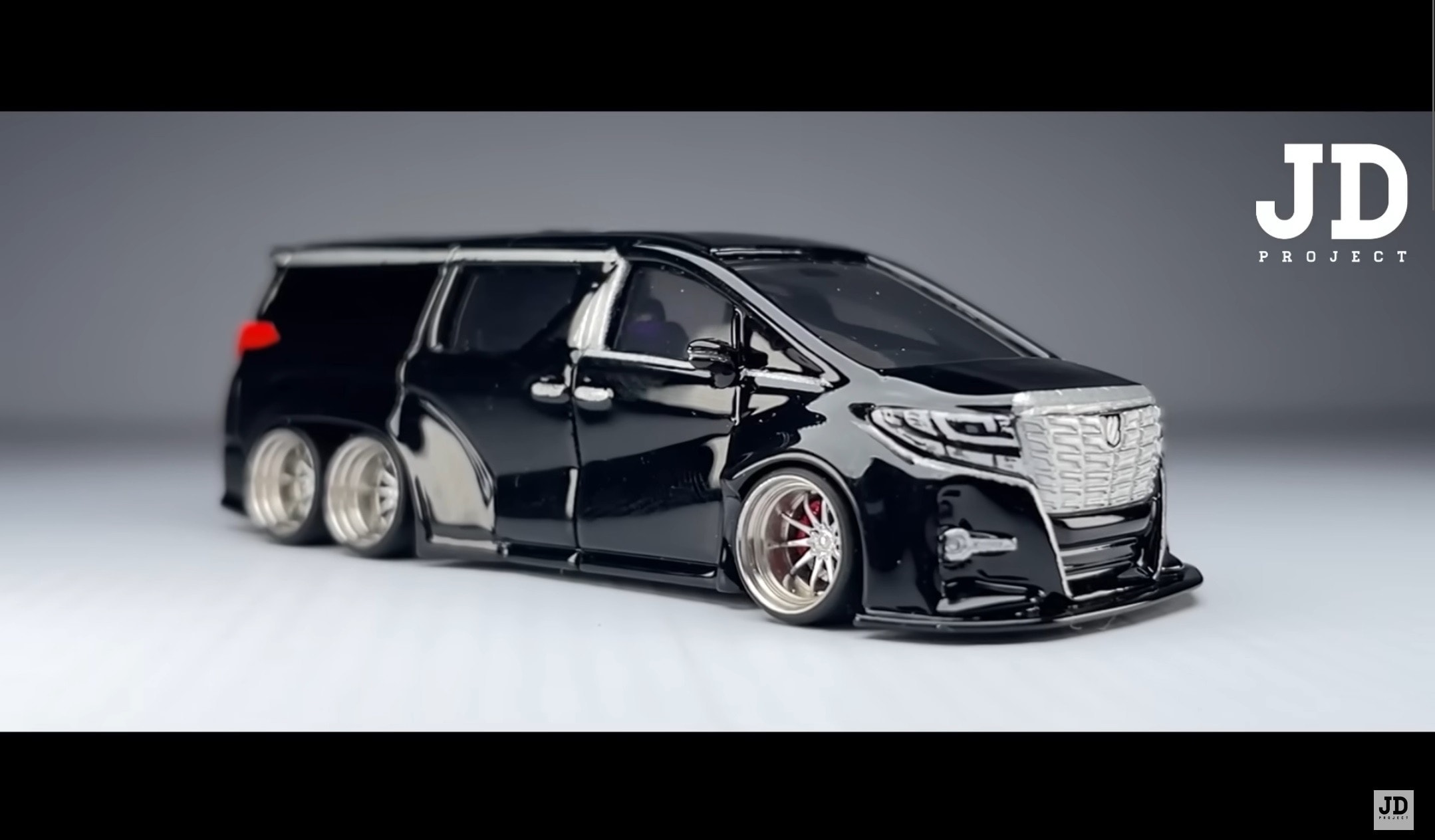 Six-Wheeled Toyota Alphard Is as Real as They Come, but You Won't