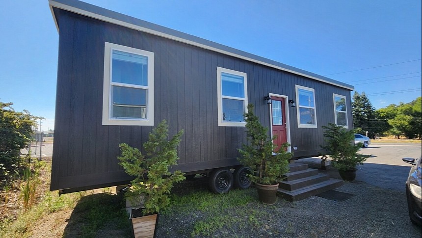 Columbia II might be the perfect single-level tiny home for a family