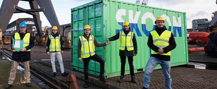 Damen has taken over the Skoonbox, an innovative battery container for the maritime industry