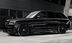 Slammed All-Black Rolls-Royce Cullinan Looks Stunning on Forged Monoblock 26s
