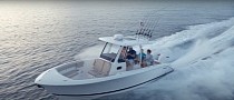 Sleek Double Console Says It’s Time to Take Your Friends on a Fishing Challenge