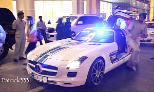 SLS AMG Police Car Spotted at the Dubai Mall