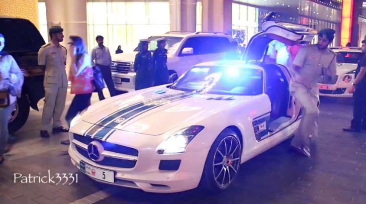 Mercedes-Benz SLS AMG Police Car