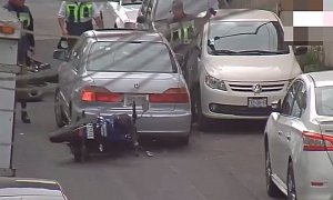 Small Motorcycles and No Guns Can't Stop Thieves from Mowing Down Cops – Video