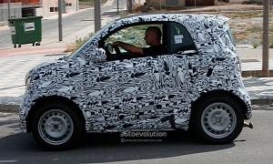 smart fortwo in Production Trim Spied For The First Time <span>· Photo Gallery</span>