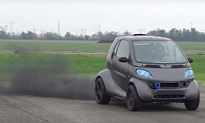smart fortwo Powered by 1.9 TDI VW Engine Is a Black Smoke Drag Racer