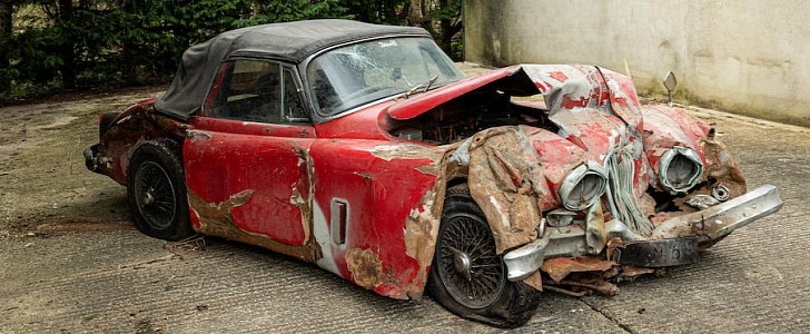Project car 1960 Jaguar XK150S 3.8 S Drophead Coupe sells for 9 times the lowest estimate at auction, for £90,000