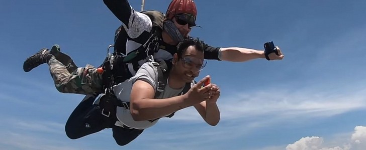 Chinmay Prabhu sets third world record on his first skydive, solving a Rubik Cube in freefall