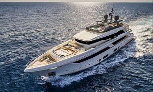 Someone Fell in Love With This $21 Million Italian Yacht at Palm Beach