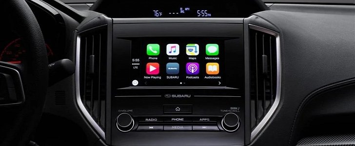 Apple's CarPlay on Subaru