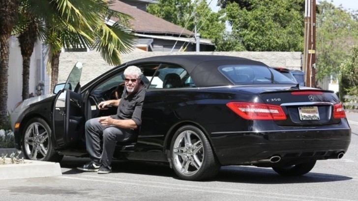 Ron Perlman Drives a Mercedes E350 in Normal Life