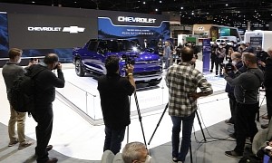 Sorry ICEs, the 2022 Chicago Auto Show Is a Full-On All-Electric Affair