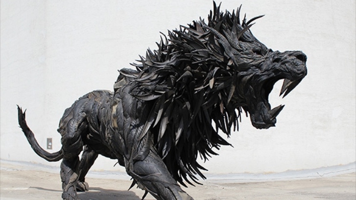 South Korean Artist Turns Scrap Tires into Amazing, Yet Frighting Sculptures