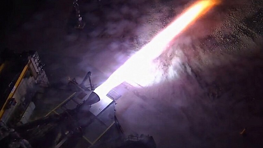 Starship HLS Raptor engine firing