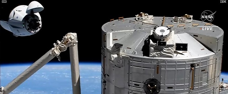 The SpaceX Crew Dragon approaches the ISS docking port