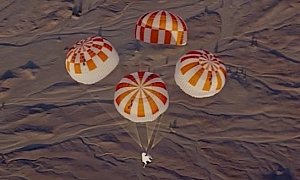 SpaceX Crew Dragon Can Safely Fall Out of the Sky with Malfunctioning Parachute