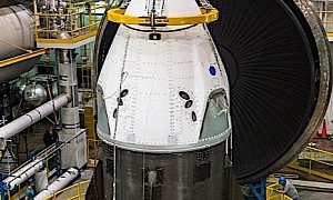 SpaceX Crew Dragon Capsule Completes NASA Tests