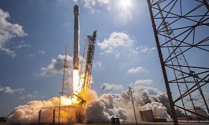 UPDATE: SpaceX Falcon 9 Rocket Explodes on the Cape Canaveral Launching Pad