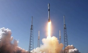 SpaceX Launches New Fleet of Starlink Satellites Following Destruction of Dozens