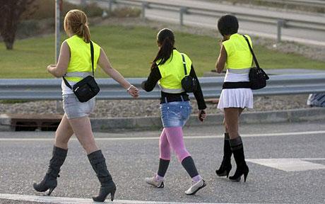 Prostitutes wearing hi-viz in Els Alamus