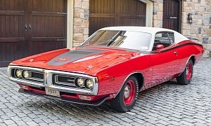Spectacular 1971 Dodge Charger Super Bee With 426 Hemi and 4-Speed Manual Seeks New Owner