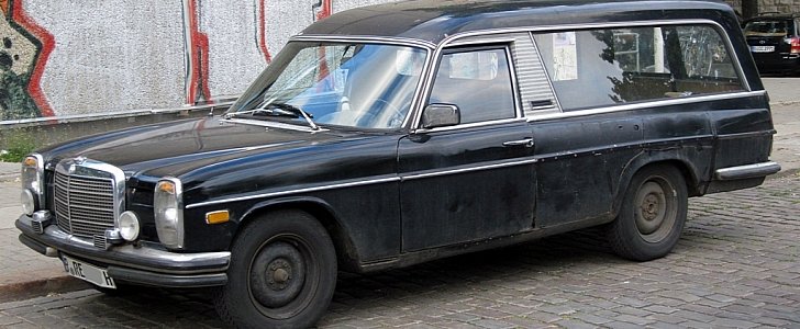Mercedes-Benz hearse