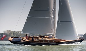 Spirit 44CR(e) Is a Handcrafted Regatta Racer With Eco-Friendly Propulsion