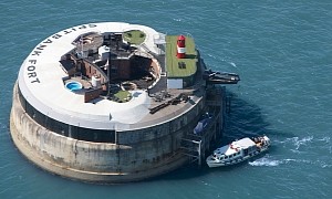 Spitbank Fort Floating Fortress Could Be Your Very Own Villain’s Lair