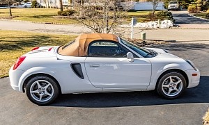 Spring-Ready 2001 Toyota MR2 Spyder Could Become a Thrill Partner for Just $11K