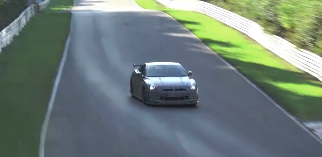 2014 Nissan GT-R Nismo spy video