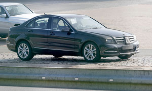 Spyshots: 2011 Mercedes-Benz C-Klasse Facelift