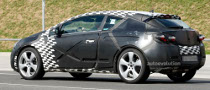 Spyshots: 2011 Opel Astra GTC