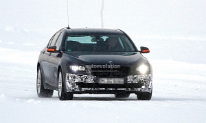 Spyshots: 2013 BMW 7-Series Facelift