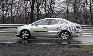 Spyshots: 2013 Opel Astra Sedan