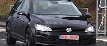Spyshots: 2014 Volkswagen Golf VII R Drops Camo