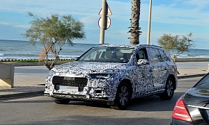 Spyshots: 2015 Audi Q7 Spied Up Close