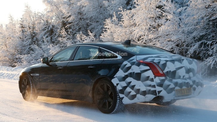 2015 Jaguar XJ Winter Testing