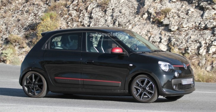 2015 Renault Twingo RS First Photos