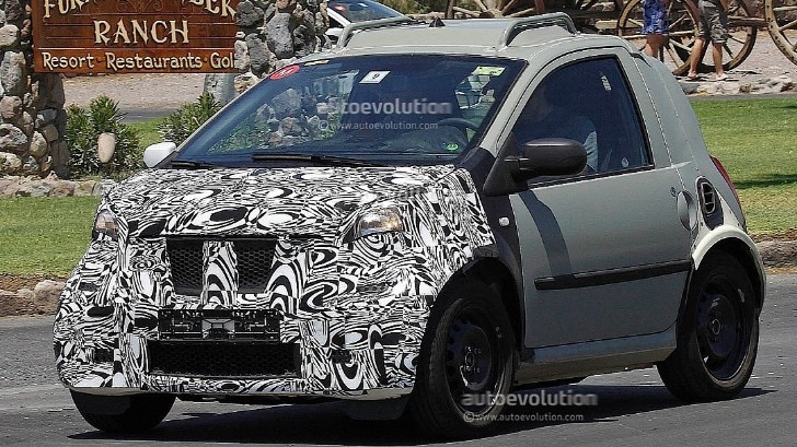 Spyshots: 2015 smart fortwo with production front
