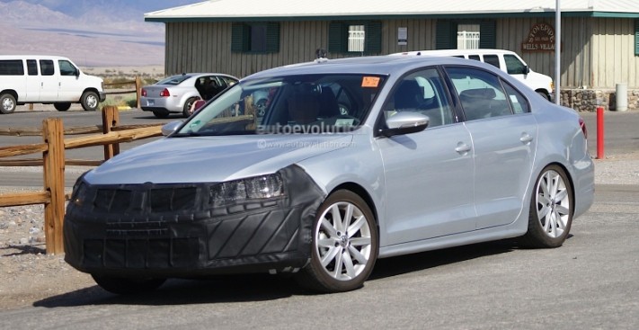 Spyshots: 2015 Volkswagen Jetta Facelift