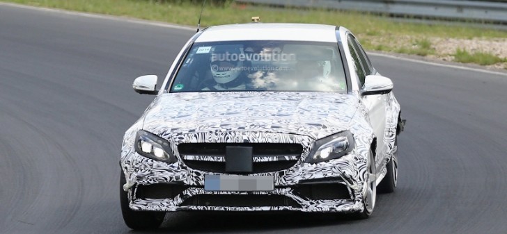 2016 Mercedes-Benz E-Class W213 Mule Spotted on Nurburgring
