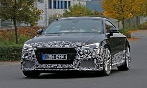 Spyshots: 2017 Audi TT-RS Production Model Seen for the First Time