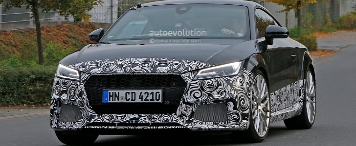 2017 Audi TT-RS in Production Form Seen for the First Time