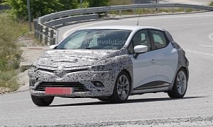 Spyshots: 2017 Renault Clio Facelift Is Inspired by the New Megane