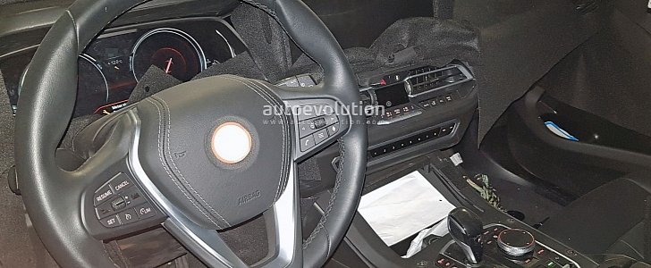 Spyshots: 2019 BMW X5 Reveals Its Interior