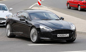 Spyshots: Aston Martin Rapide, No Camo at All!