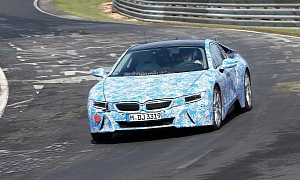 Spyshots: BMW i8 Going Round the Nurburgring