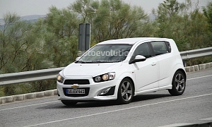 Spyshots: Chevrolet Aveo / Sonic RS in Europe