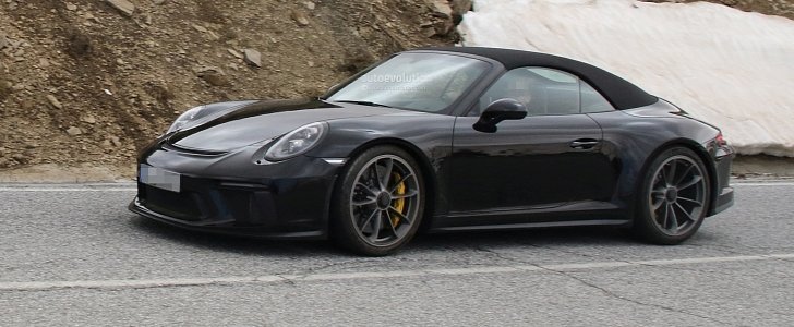 Spyshots: 2019 Porsche 911 Speedster