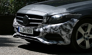 Spyshots: New Mercedes C-Class Loses Some Camo